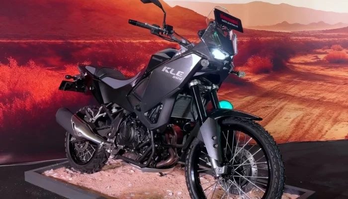 Kawasaki KLE500 Resmi Dijual di Indonesia, Motor Adventure Bergaya Rally dengan Fitur Canggih