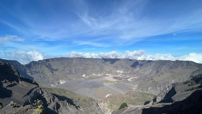 PVMBG Naikkan Status Gunung Tambora Menjadi Waspada (Level II)