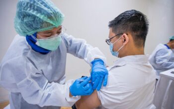 Mengapa Orang Dewasa Tetap Membutuhkan Vaksin? Ini Penjelasannya