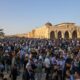 Umat Muslim Yerusalem Salat Idulfitri di Luar Kota Tua, Akses ke Masjid Al-Aqsa Dibatasi