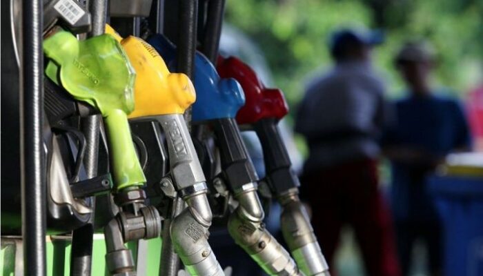 Kebijakan Menahan Harga BBM Jadi Strategi Menjaga Daya Beli