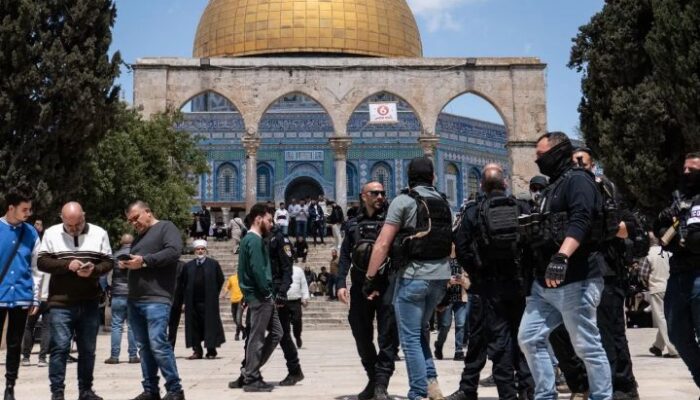 Menteri Israel Kembali Masuki Area Masjid Al-Aqsa dengan Pengawalan Ketat